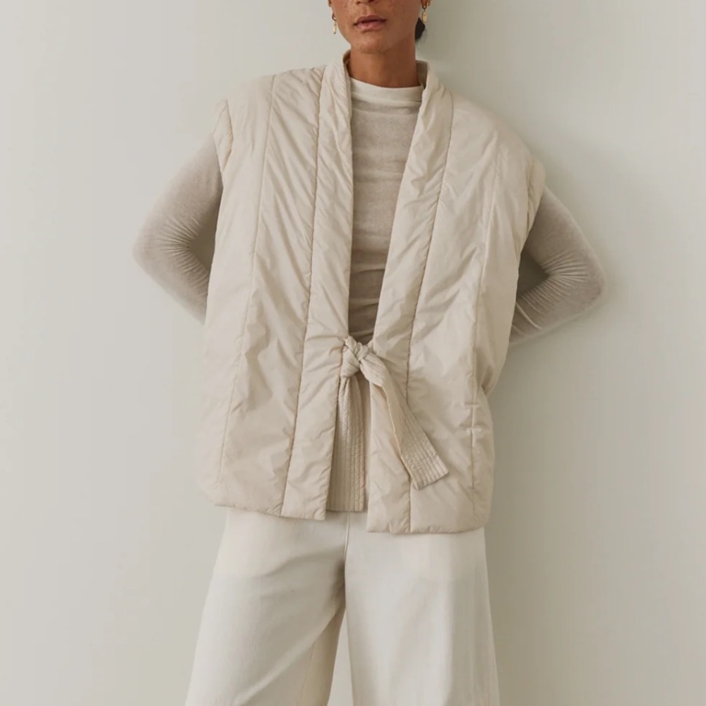 THERE-ELSEWHERE Padded Knit Vest Cream Tie-Front Puffer Vest‎ Made in LA S/M